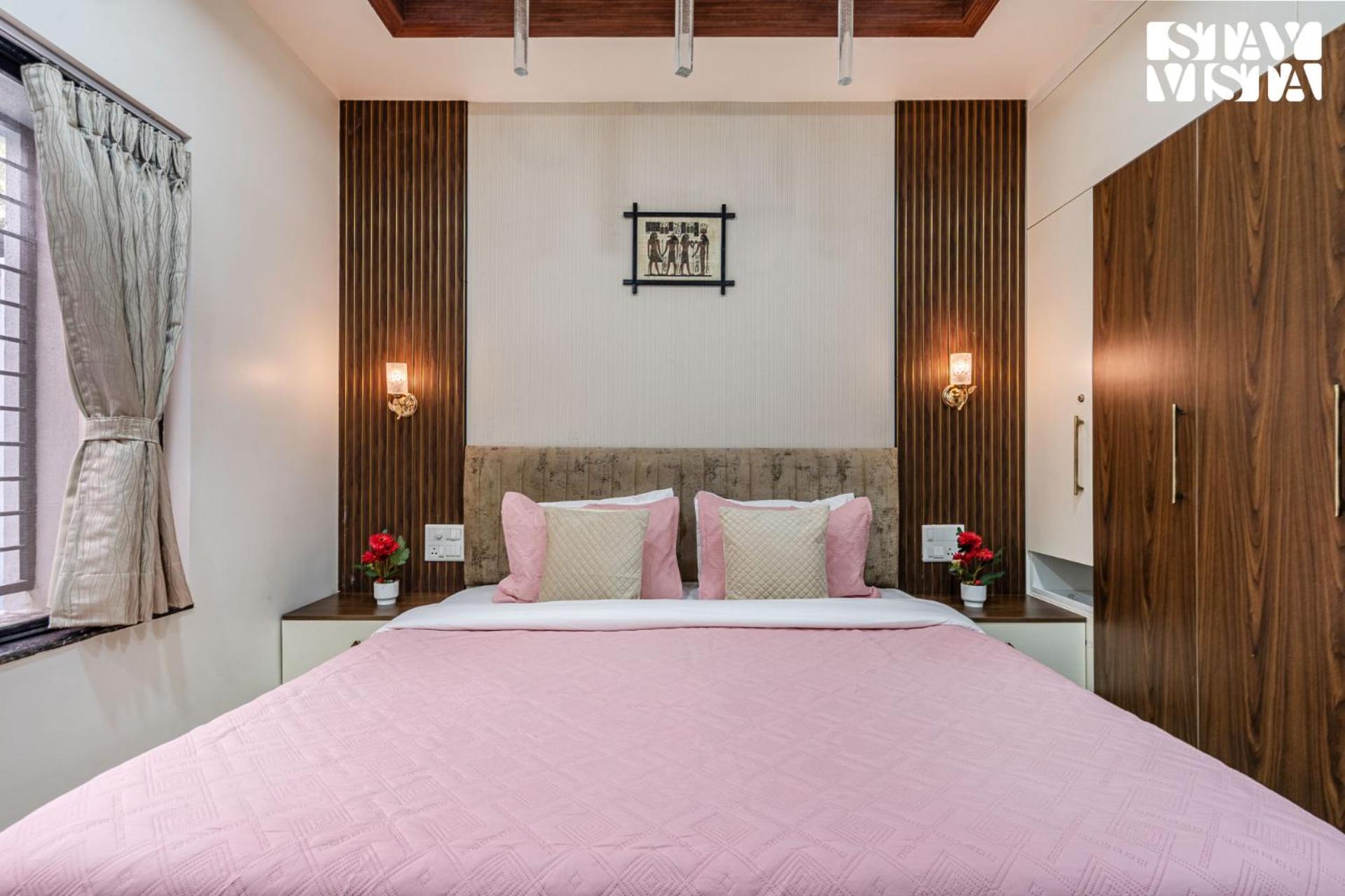 Serenity Meadows With Pool By Veo - Part Of Stayvista Nashik Exteriör bild