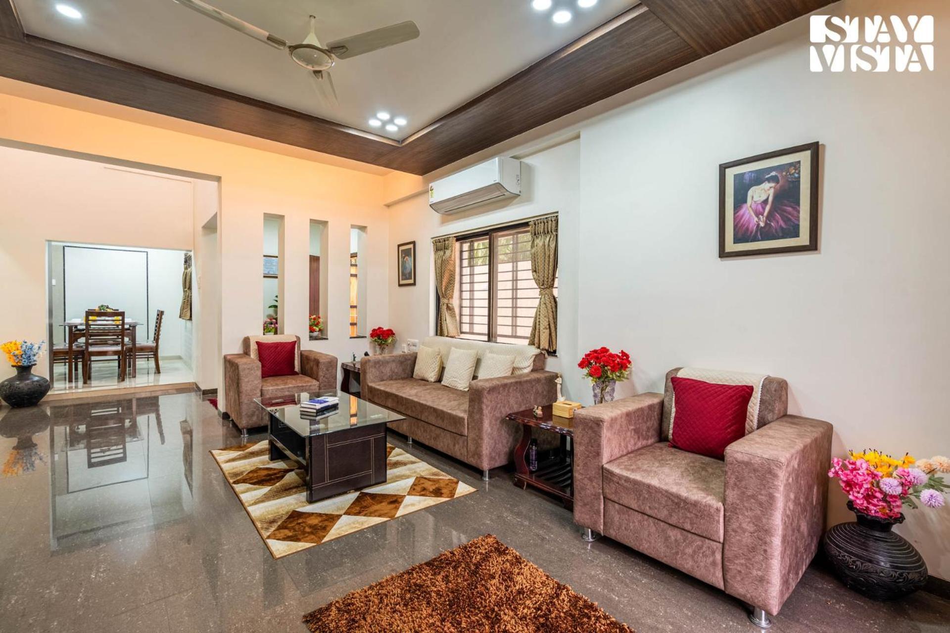 Serenity Meadows With Pool By Veo - Part Of Stayvista Nashik Exteriör bild